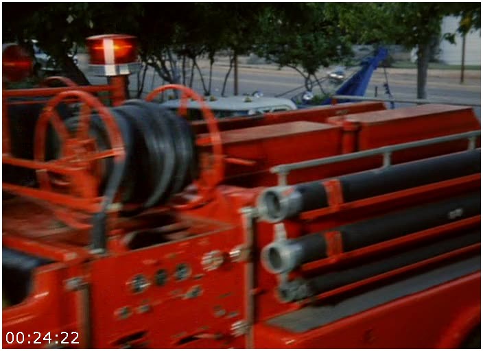 Tarantulas-The-Deadly-Cargo-1977-USA-thriller.jpg