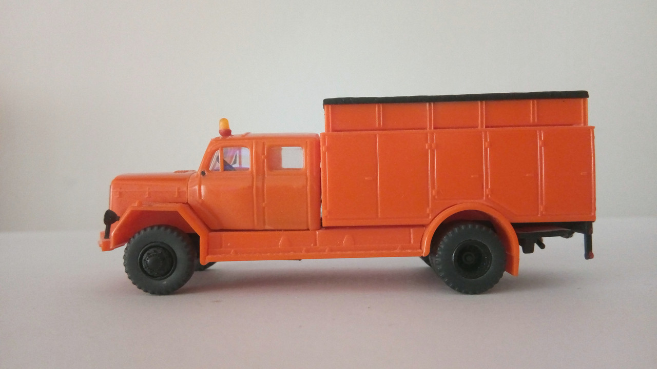 Mache (9224)