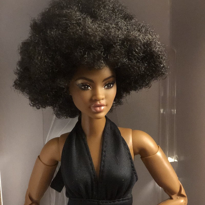 FB32F1B0-EE86-40FF-ABEC-77EE9A511556