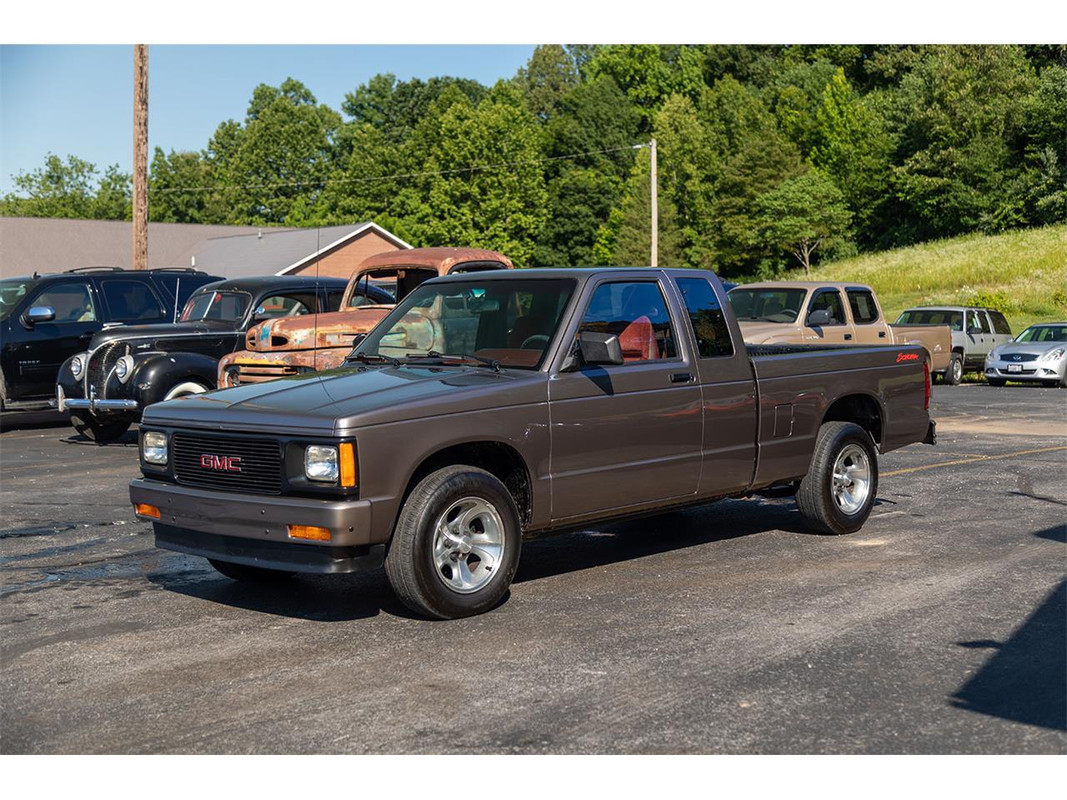 16724756-1992-gmc-sonoma-std.jpg