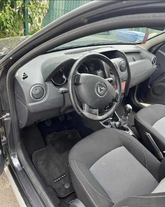 Voiture après