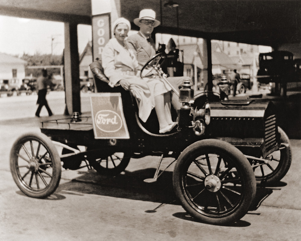 Gaudin Ford 1923 opening copy