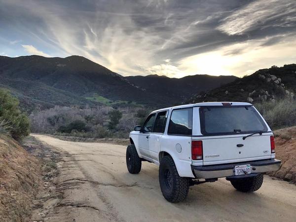 15965181-10154993923066869-6213775204823