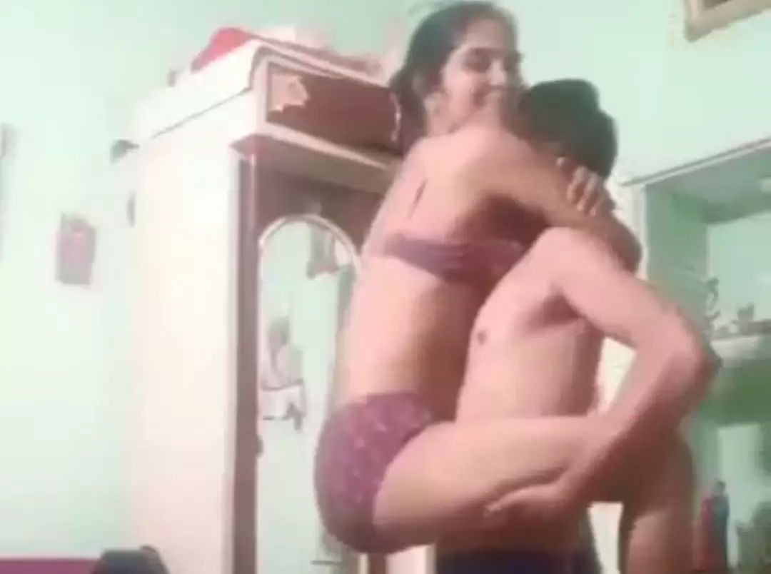 Desi girl is getting fucked by her boyfriend at his house