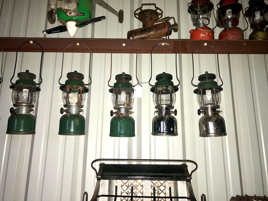 38343738-28D6-4AE2-98B2-16A723E91781