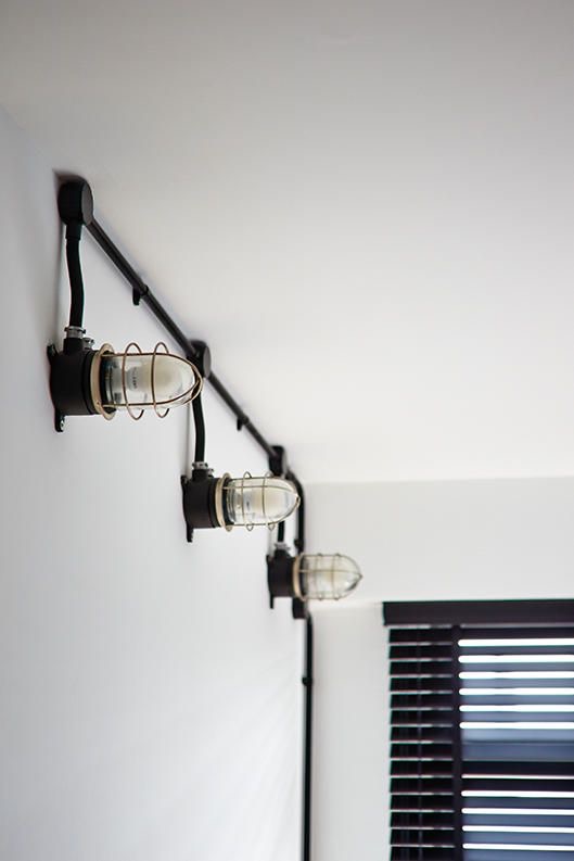 03070403-CA20-401B-9703-5FFD3F352402