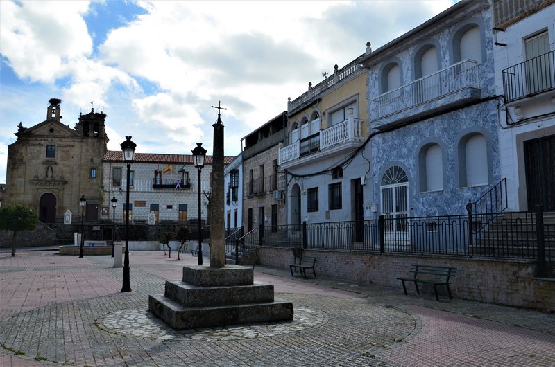 VALDEFUENTES-11-3-2021 - Extremadura y sus pueblos -2010-2023 (35)