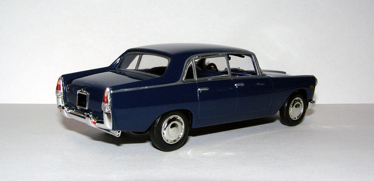 1957 Lancia Flaminia 2.5 (Tipo 813) Berlina by Pininfarina (Nore