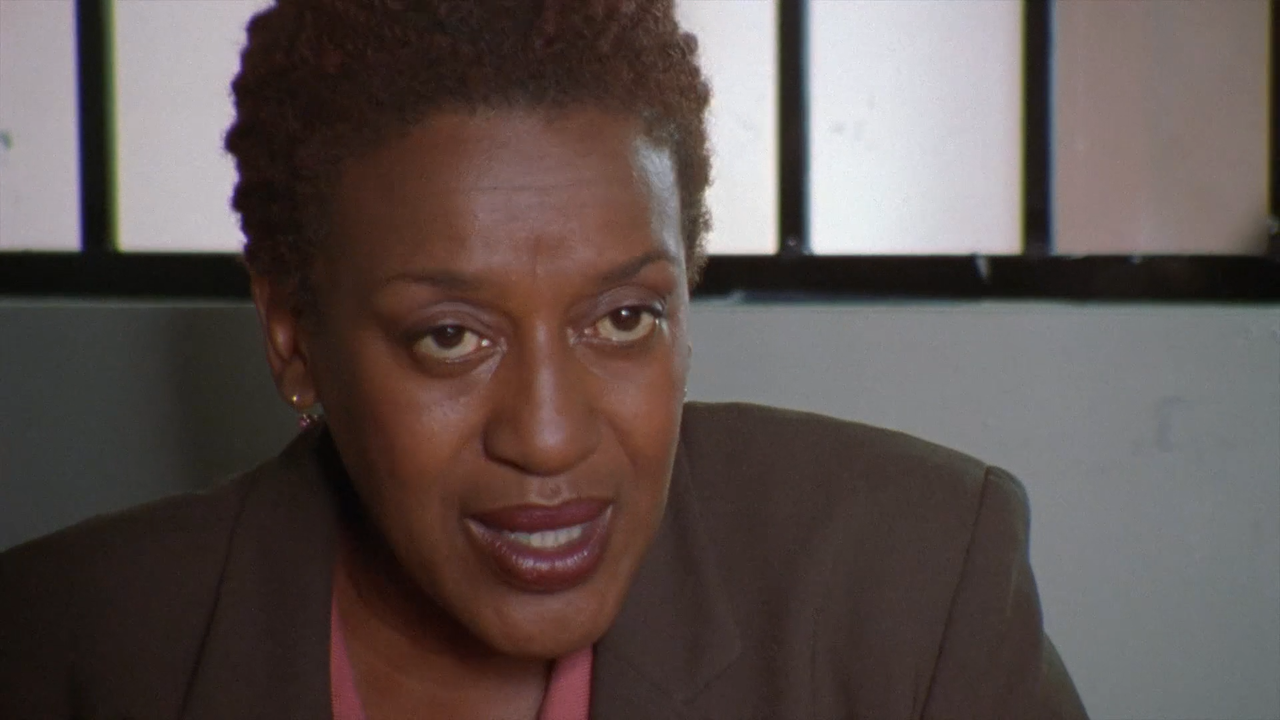 The.Shield.1x01.Squadra.d.assalto.ITA.ENG.1080p.Bluray.x264-MeM.mkv_snapshot_15.00_[2020.05.02_16.52