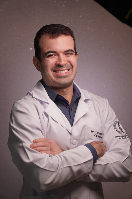 Dr. Thiago Mendonça Jayme - Cuidado