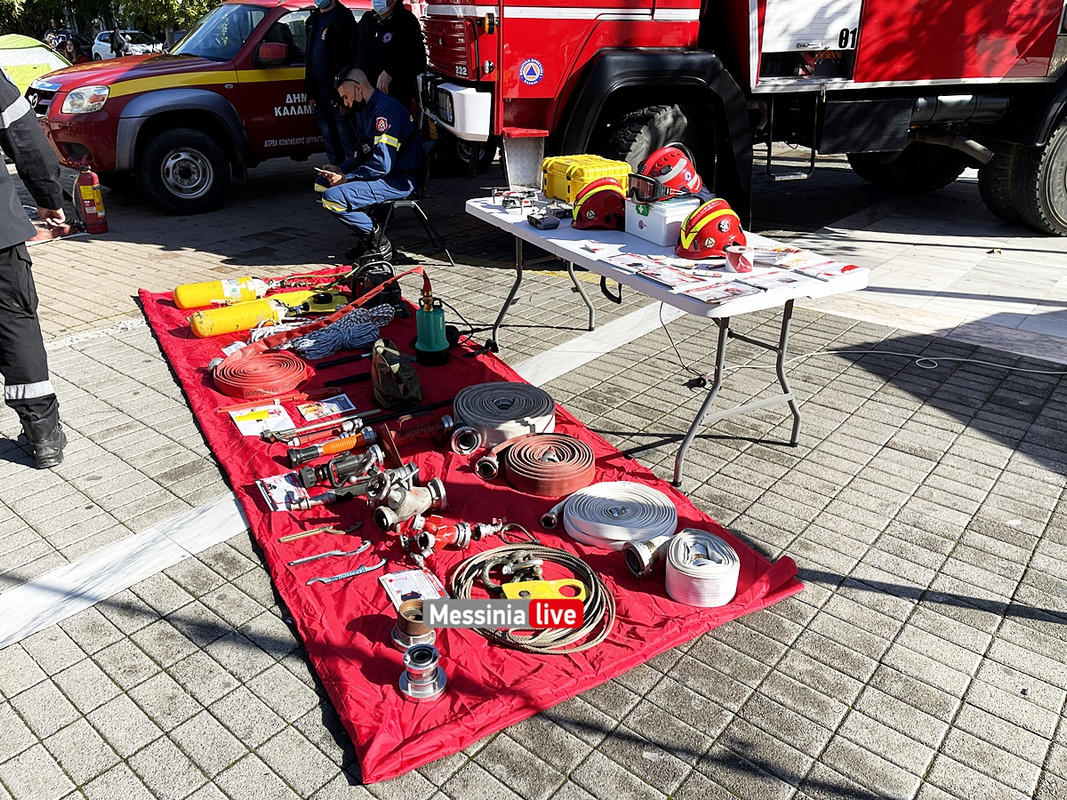 ΕΘΕΛΟΝΤΕΣ ΠΛΑΤΕΙΑ image00046