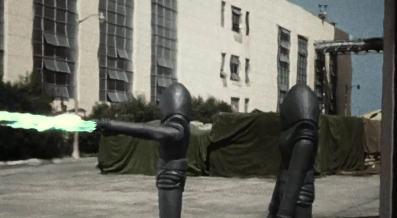 EARTH VS REFERENCE (5)