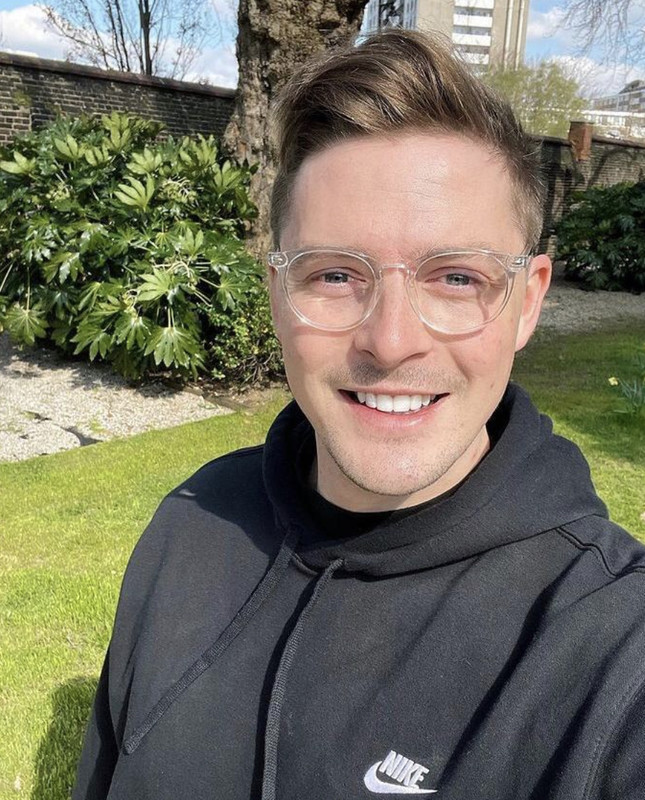 66F8D8AC-ACBF-452D-BF46-5771853C6BF2