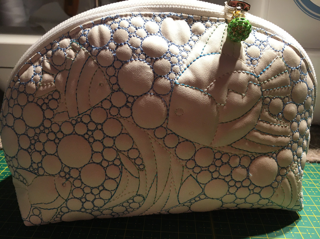 B5AA9139-7461-43ED-97C9-F6EA10F57431