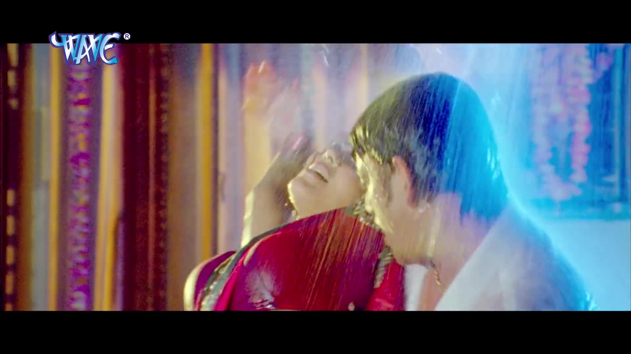 Sexy Rinku Ghosh Boobs Pressed Navel Poked Navel Show Wet Hot Boobs | My  XXX Hot Girl