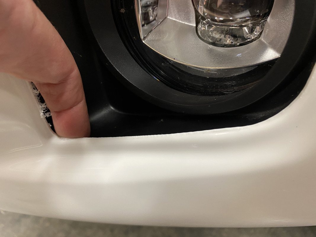 99142DE9-187A-476D-AEF8-6831A971C8E5