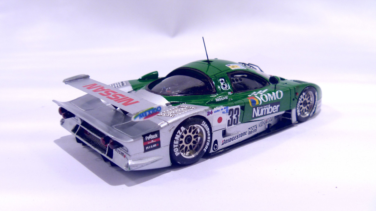 1/43rd Nissan R390 GT1 P1030404