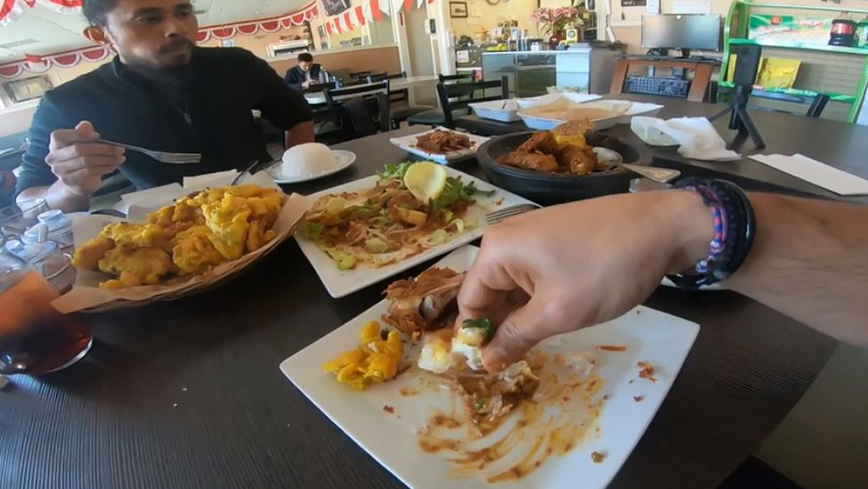 Sajian menu khas Indonesia di Wong Java House.