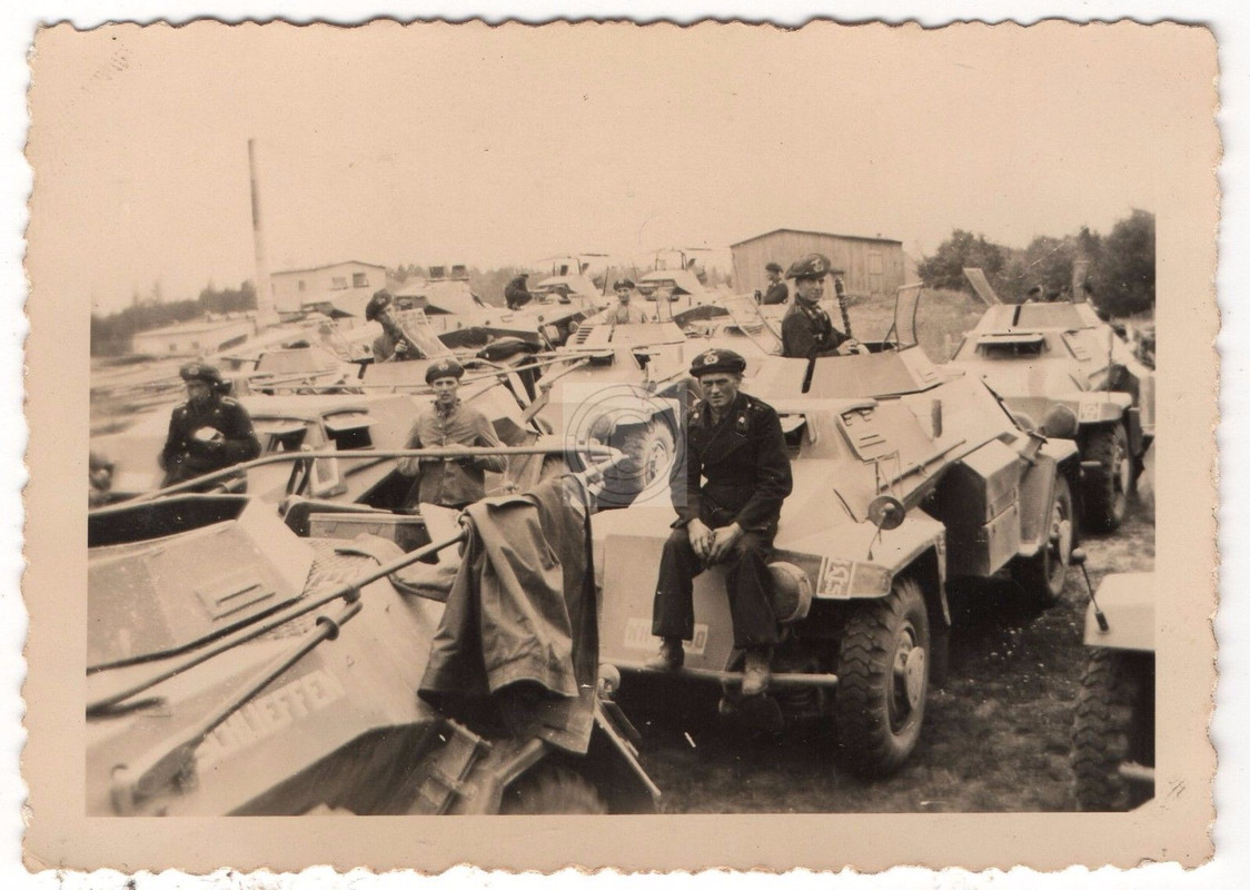 Königsberg Panzerspähk. SdKFZ 231 und 222 Panzer