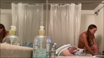 [Image: Voyeur37625133905.jpg]