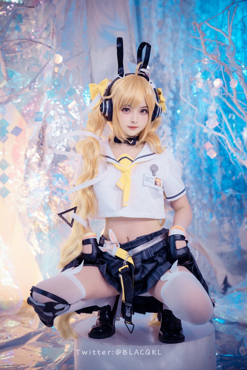 白莉爱吃巧克力 安琪拉 Cosplay 写真集【94P｜582MB】插图