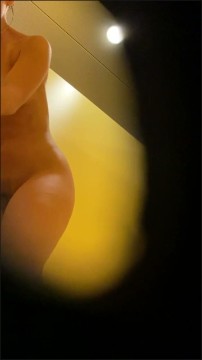 [Image: Voyeur23855121240.jpg]