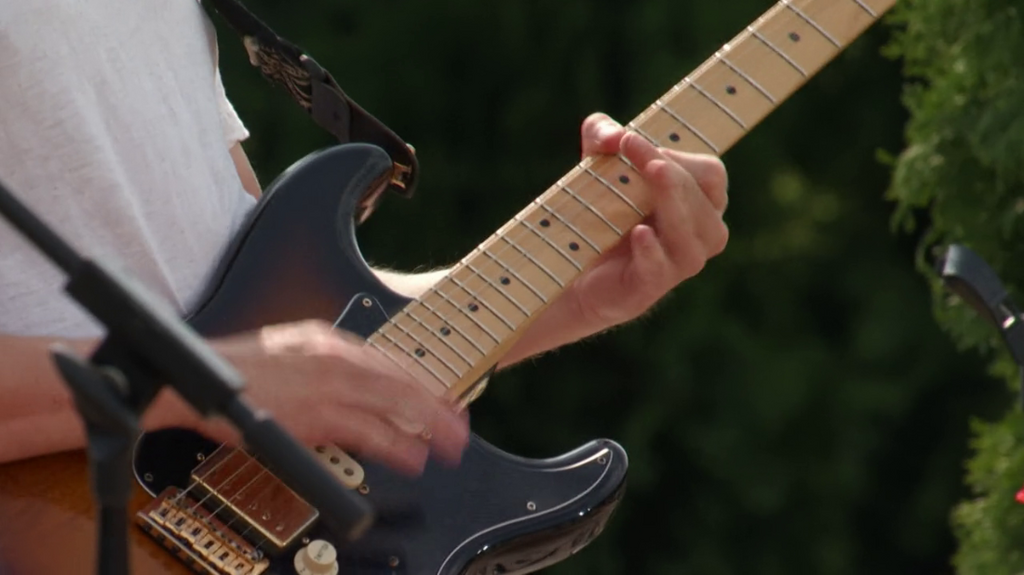 [Image: 8qln6nwm9eh7.png]