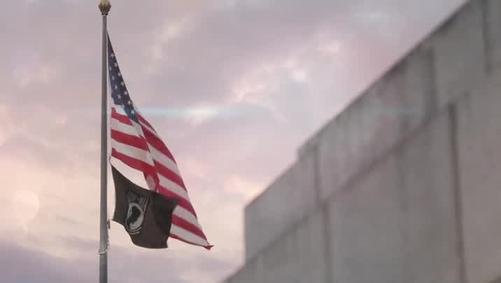 [Image: e9q5k5vk6eca.jpg]