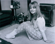 judy-geeson137