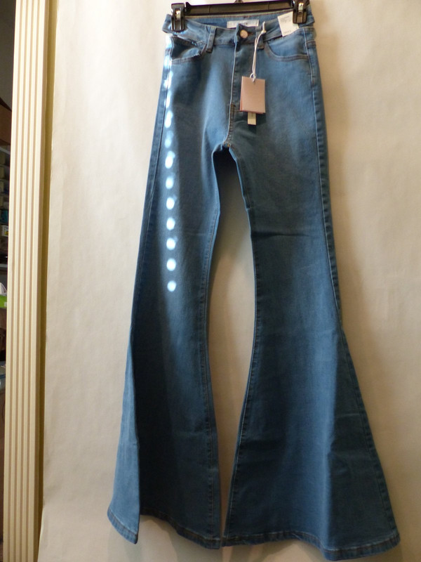 TESORO COLLECTION SKINNY FLARE JEANS LIGHT DENIM SZ 5