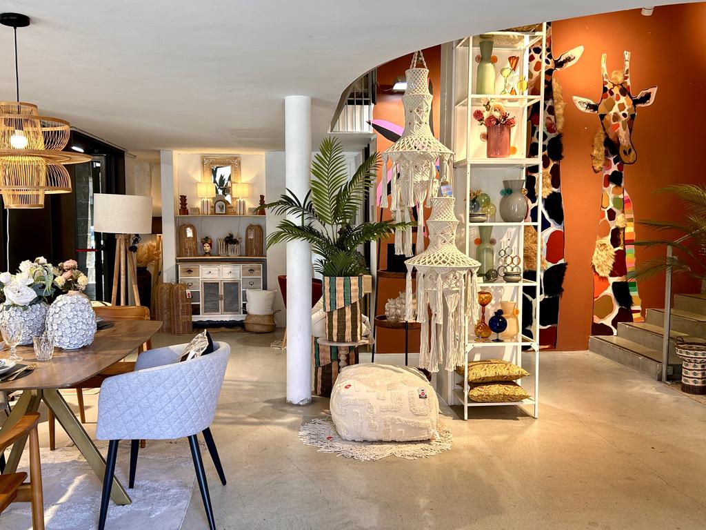 Жаркий сентябрь на побережье Тирренского моря. Жаркий сентябрь на побережье Тирренского моря.