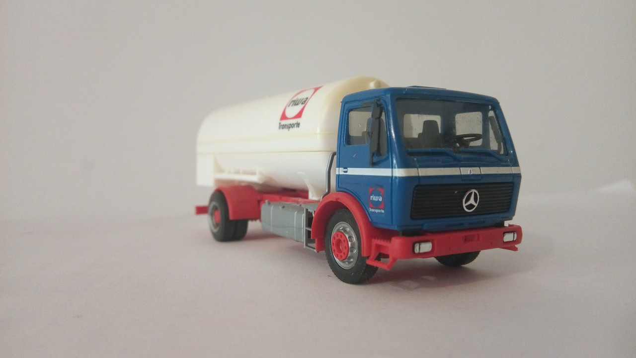 Mach (8956)