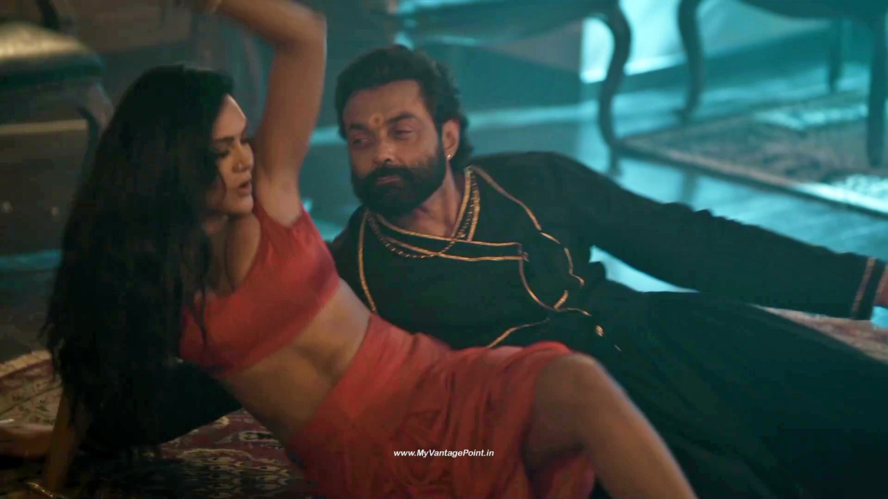 141Esha Gupta Hot in Aashram Web Series