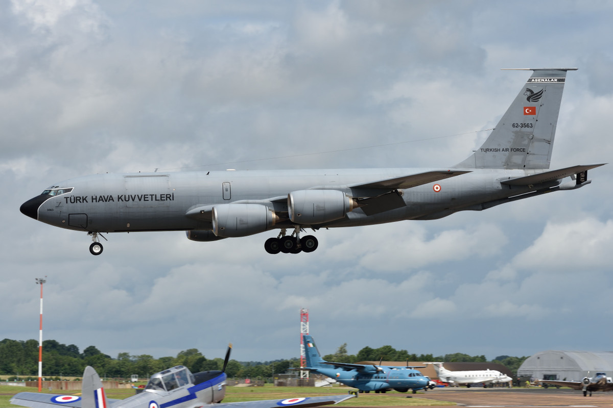 2016 07 11 RIAT 1579 LRED2 — Postimages
