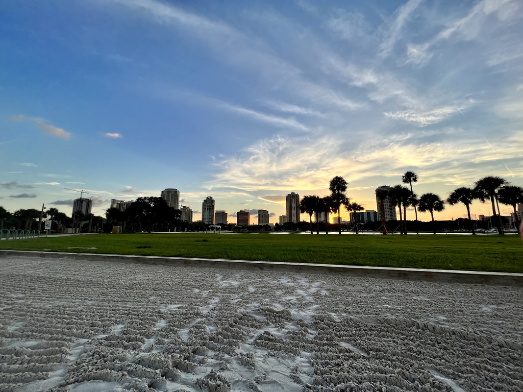 8FB1501C-5BA2-49DB-8A6E-B9B26666C1D5