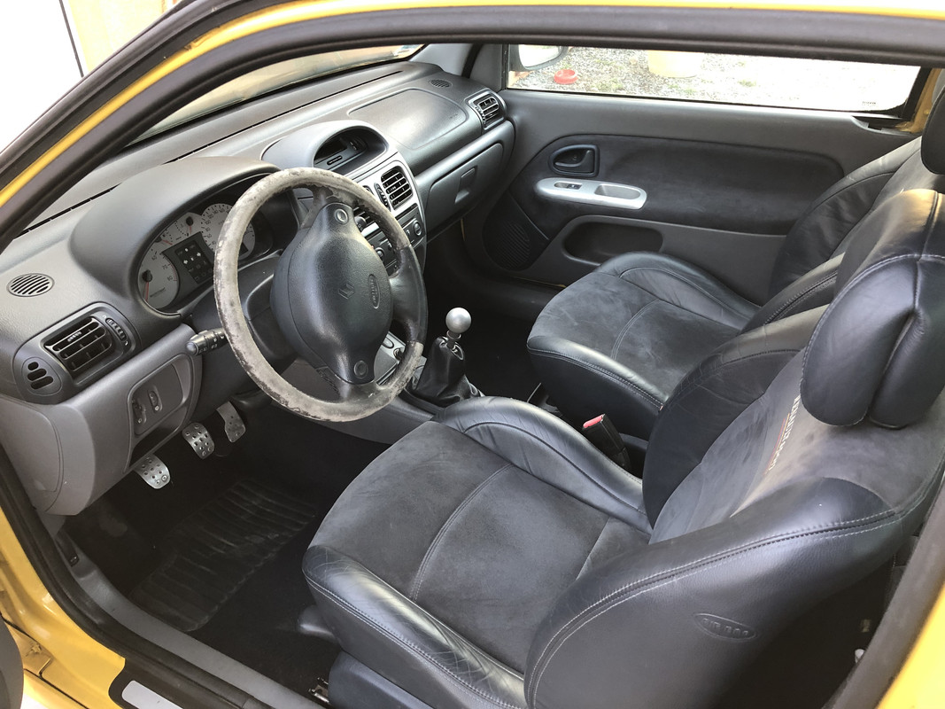 4B0B8549-2C63-4C9F-842D-519AB0786208