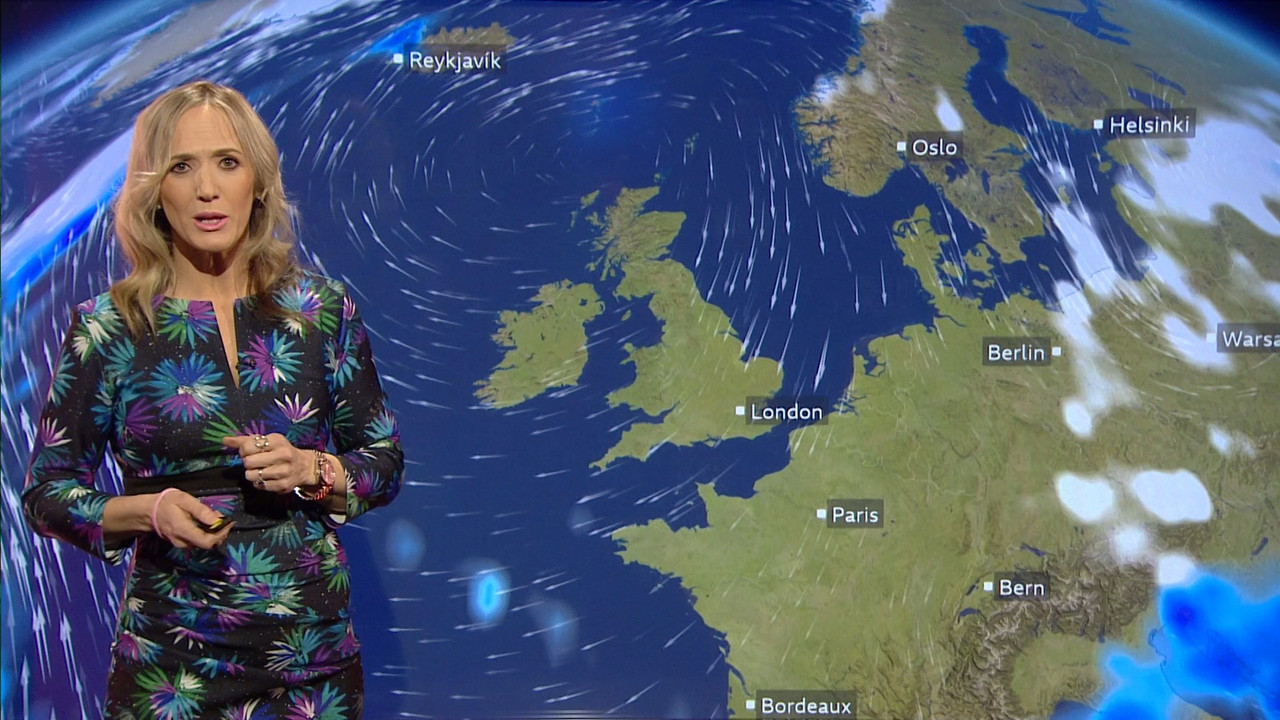 02.23 - 18.30.00 - North West Tonight. The latest news, sport and wea....ts_snapshot_19.33.788