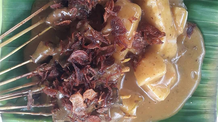 Sate Padang Goyang Lidah