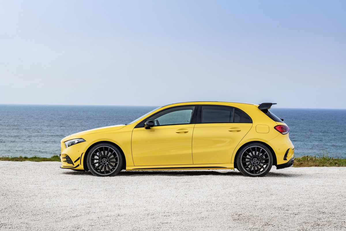 Mercedes-AMG A 35 4MATIC (8)