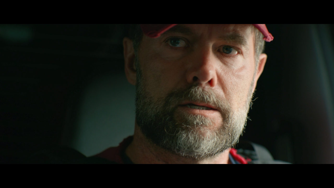 Ambulance 2022 1080p Blu-ray Remux AVC TrueHD 7.1-HDT.mkv_snapshot_01.23.16.031