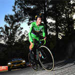 MIRA QUE ROGLIČ! SUL MIRADOR DE ÉZARO SHOW DELLO SLOVENO CHE SI RIPRENDE LA MAGLIA ROSSA