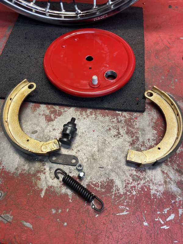 D9F01984-DB9C-4949-82C8-AE8953F92480