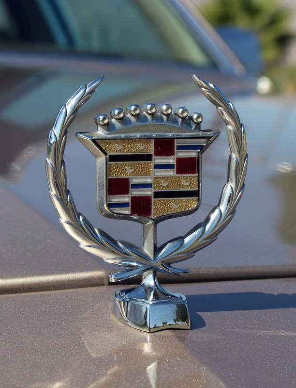logo cadillac 1979-90