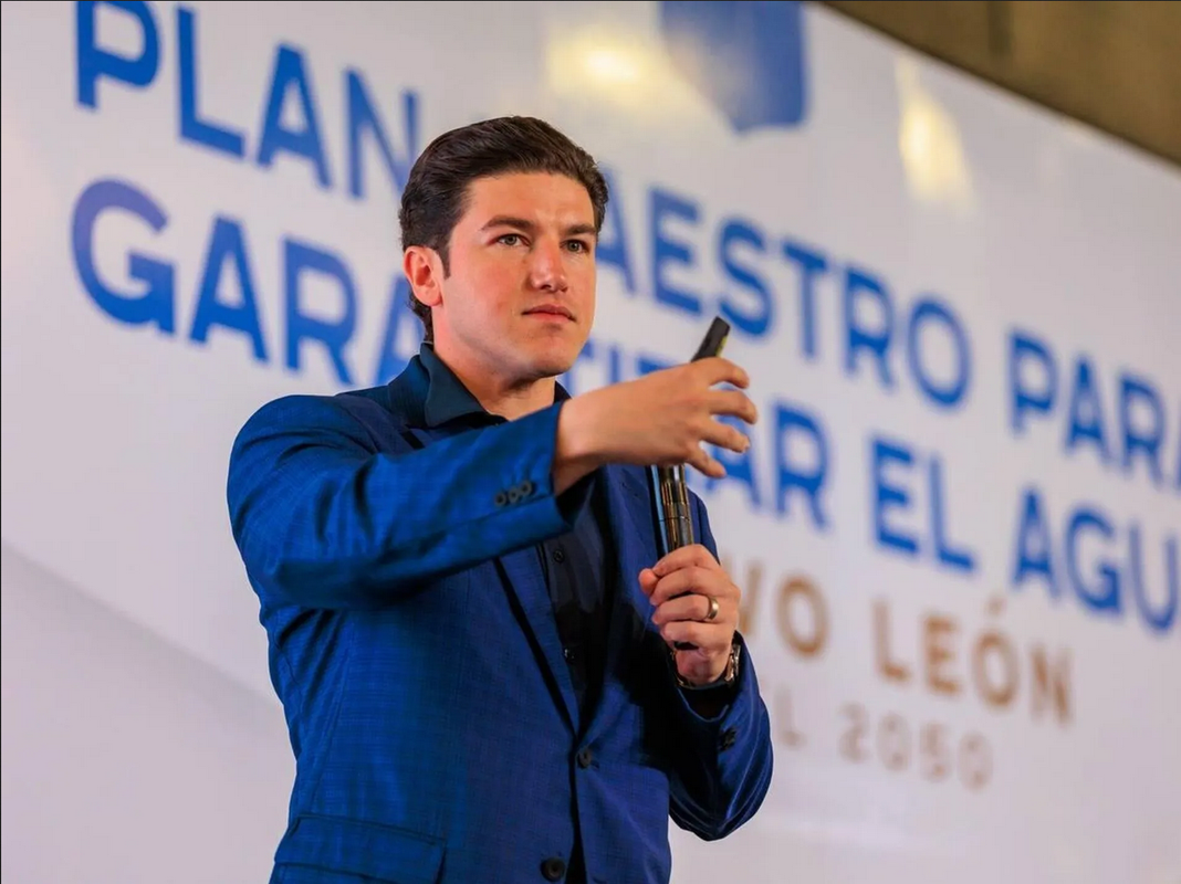 Samuel García retoma eventos públicos, desafiando posible riesgo de desacato