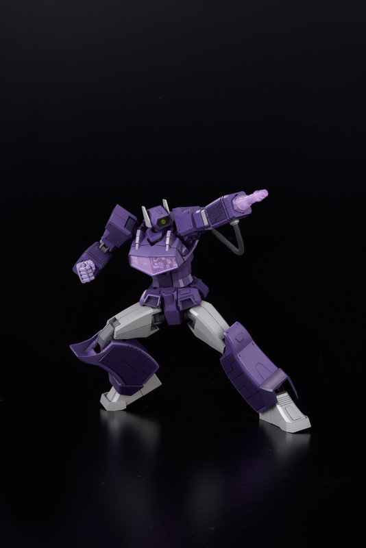 Flame-Toys-Furai-Model-G1-Shockwave-10