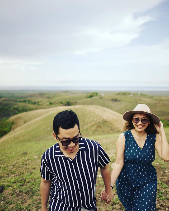 Menikah dengan sang mantan, 7 seleb ini buktikan jodoh tak ke mana