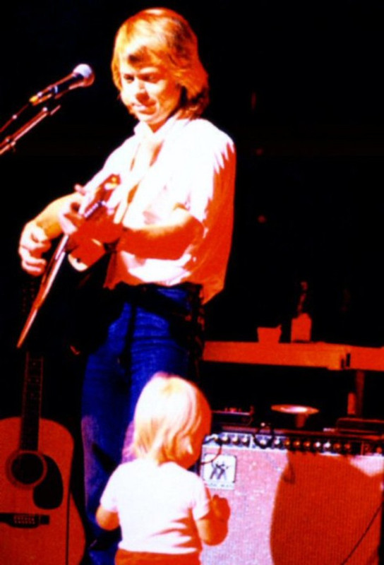 58970_109852789073915_100001475833690_75807_3367