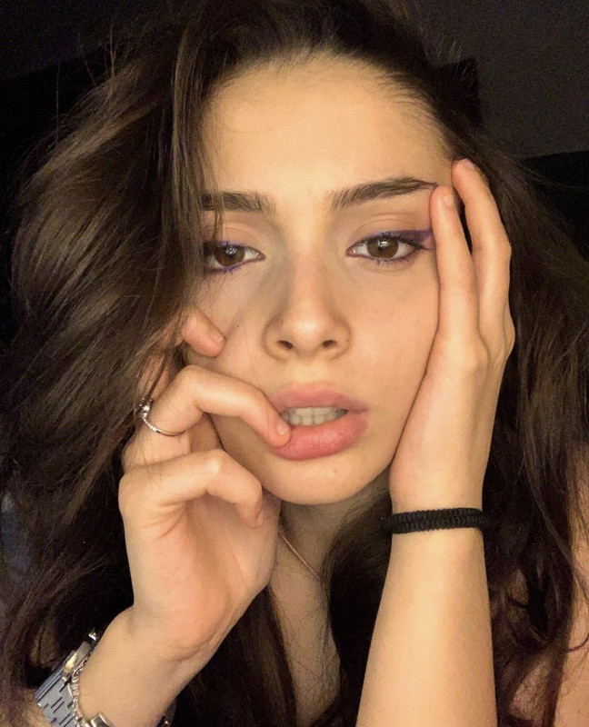 18A12721-6655-49A4-954C-EBF2A6DB4000