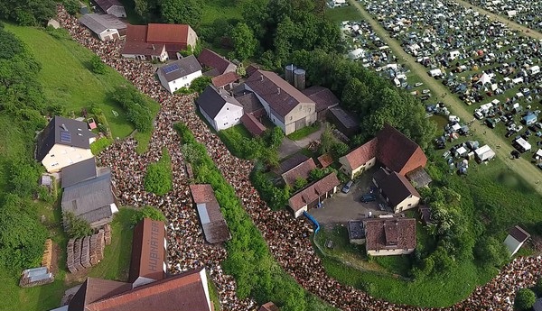 schanzenfesttitle.jpg
