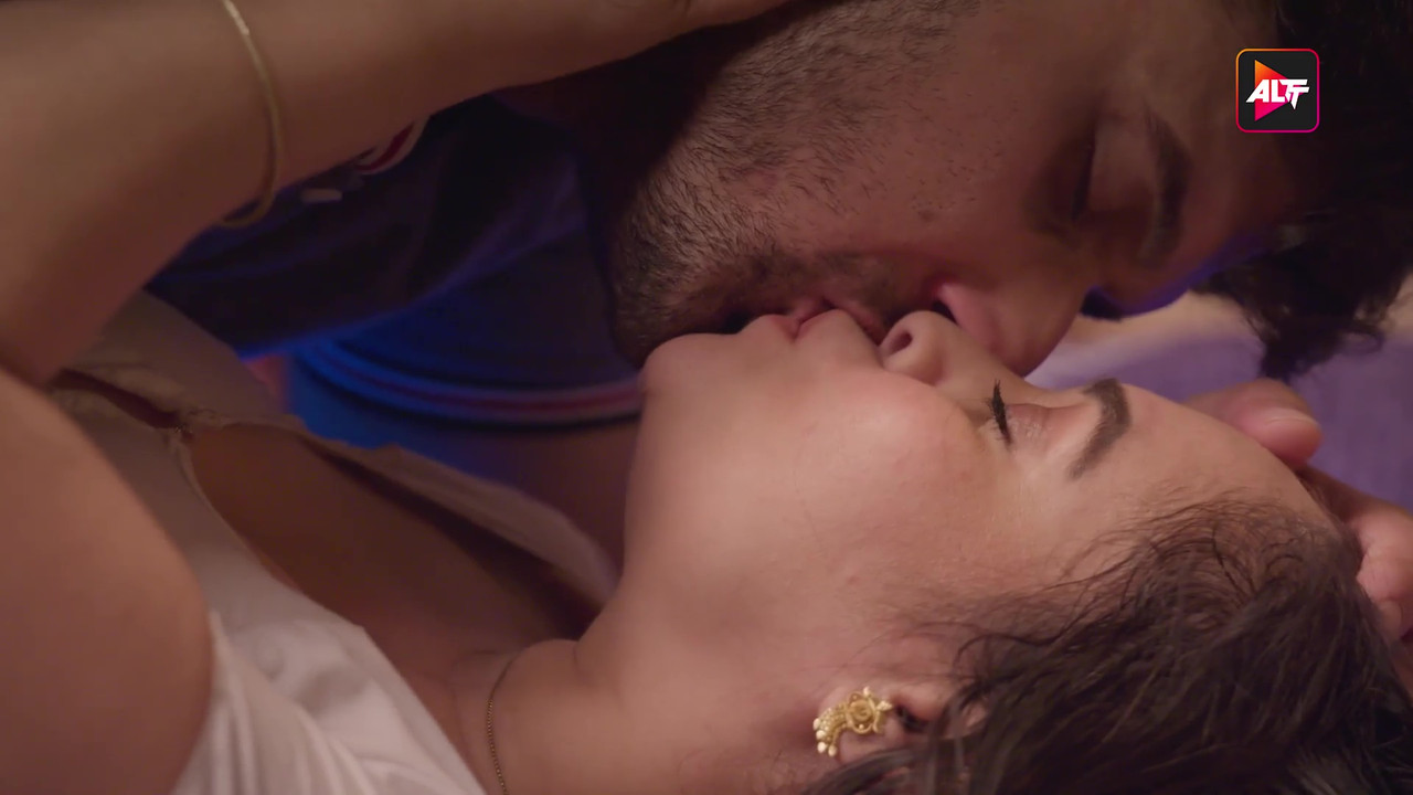 vlcsnap-2025-03-21-03h02m23s584